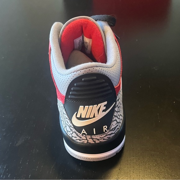 Air Jordan 3 retro SE “united” never worn - Picture 7 of 9